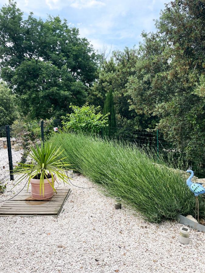 Chez Amali - Stielvolle Ferienwohnung In Der Provence Mit Terrasse Brignoles Luaran gambar
